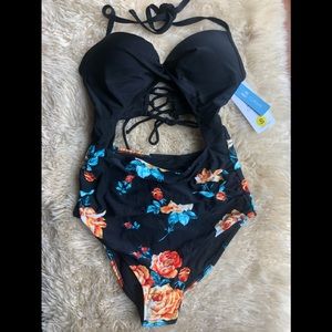 NWT cupshe sexy cutout floral bottom swim suit